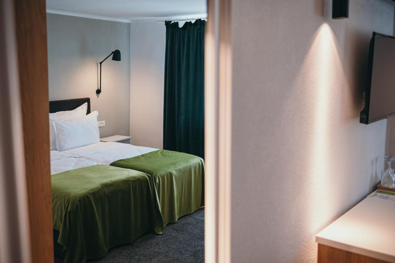 Nest Guesthouse Drobeta Turnu Severin Eksteriør billede