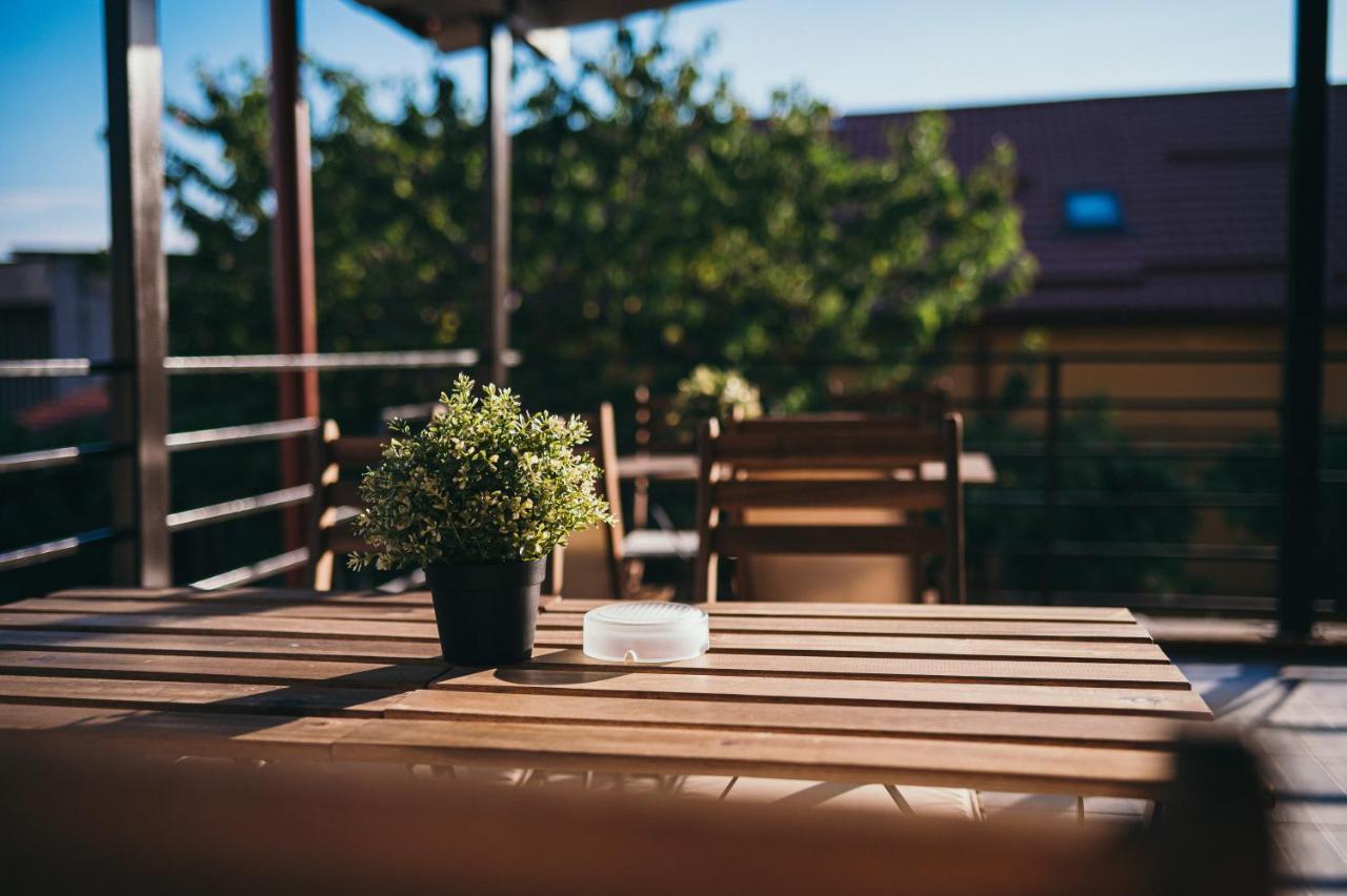 Nest Guesthouse Drobeta Turnu Severin Eksteriør billede