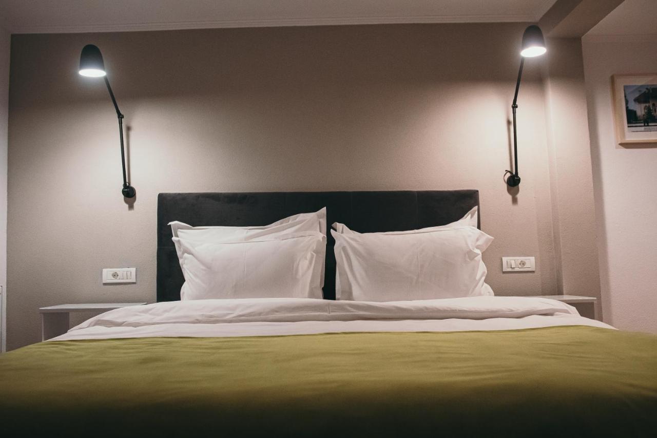 Nest Guesthouse Drobeta Turnu Severin Eksteriør billede