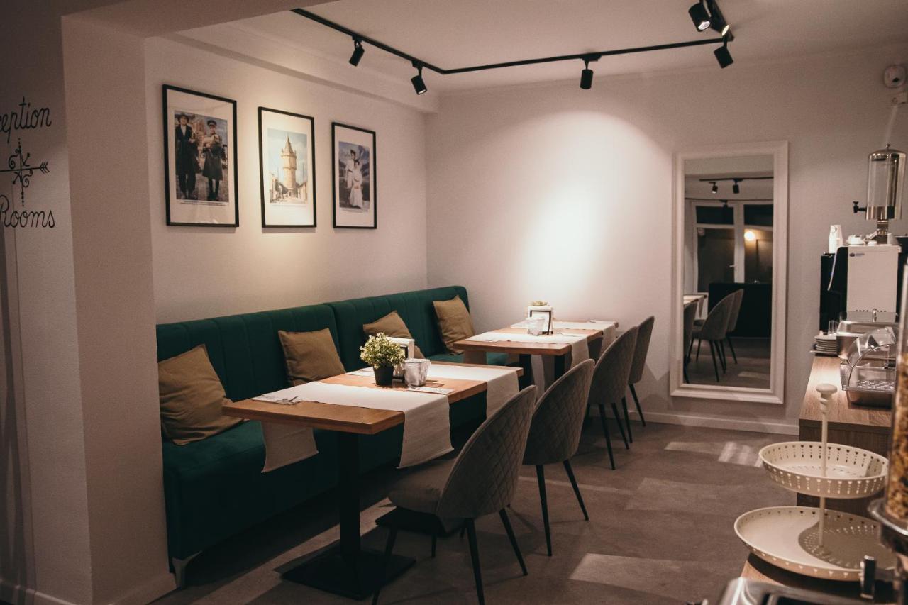 Nest Guesthouse Drobeta Turnu Severin Eksteriør billede