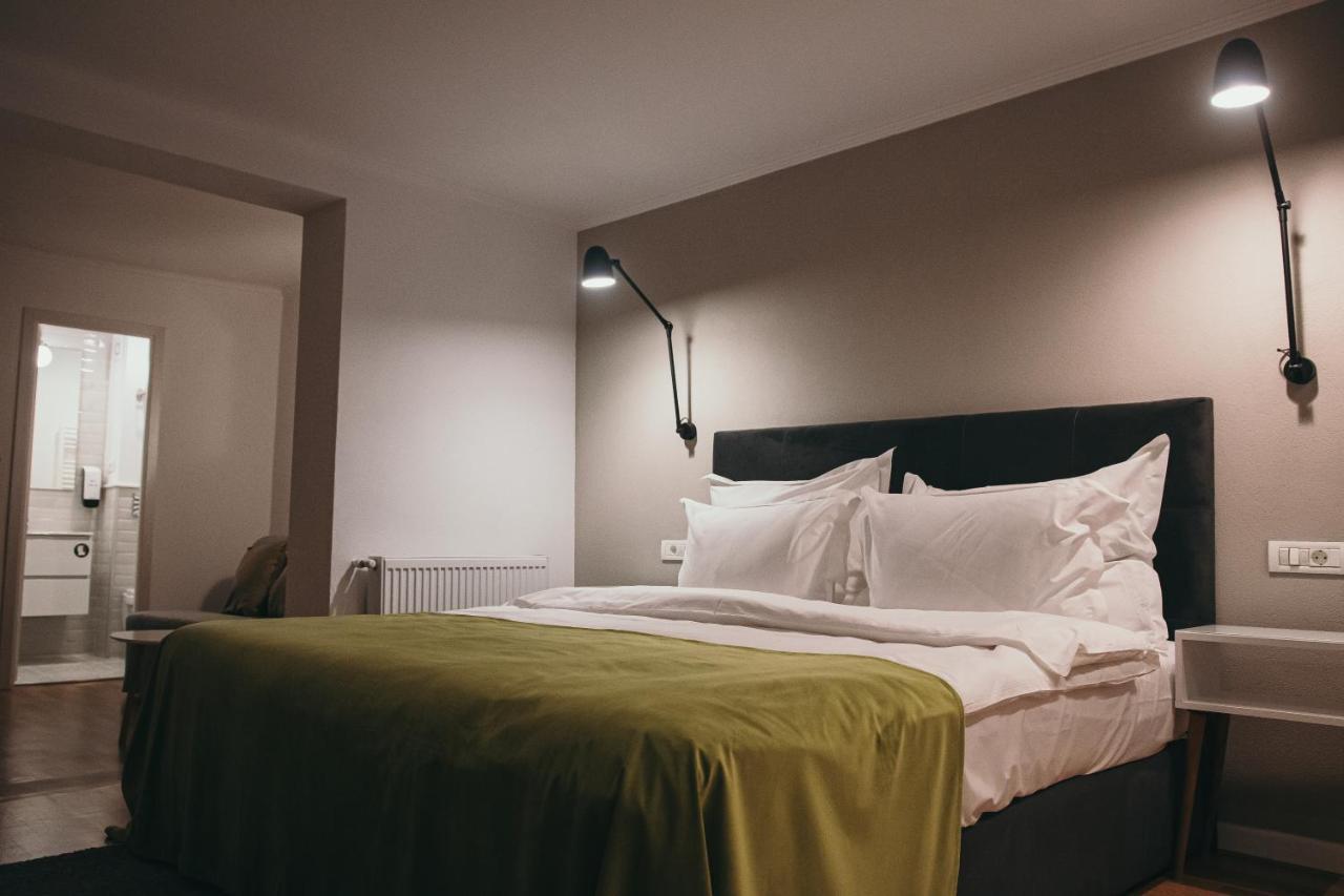 Nest Guesthouse Drobeta Turnu Severin Eksteriør billede